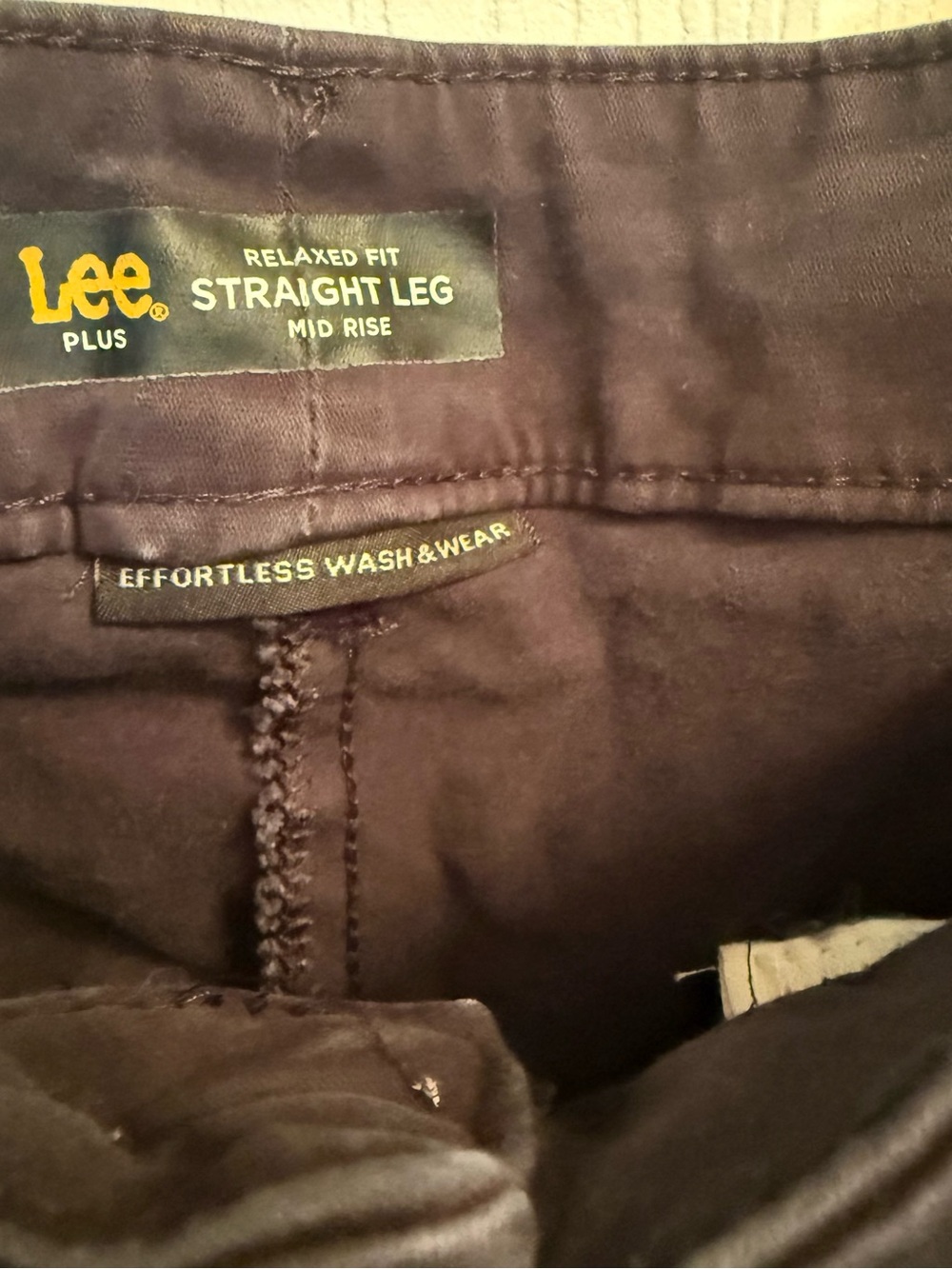 Lee Women’s Classic Straight Leg khaki jeans - black Size 20 W petite - Picture 4 of 6